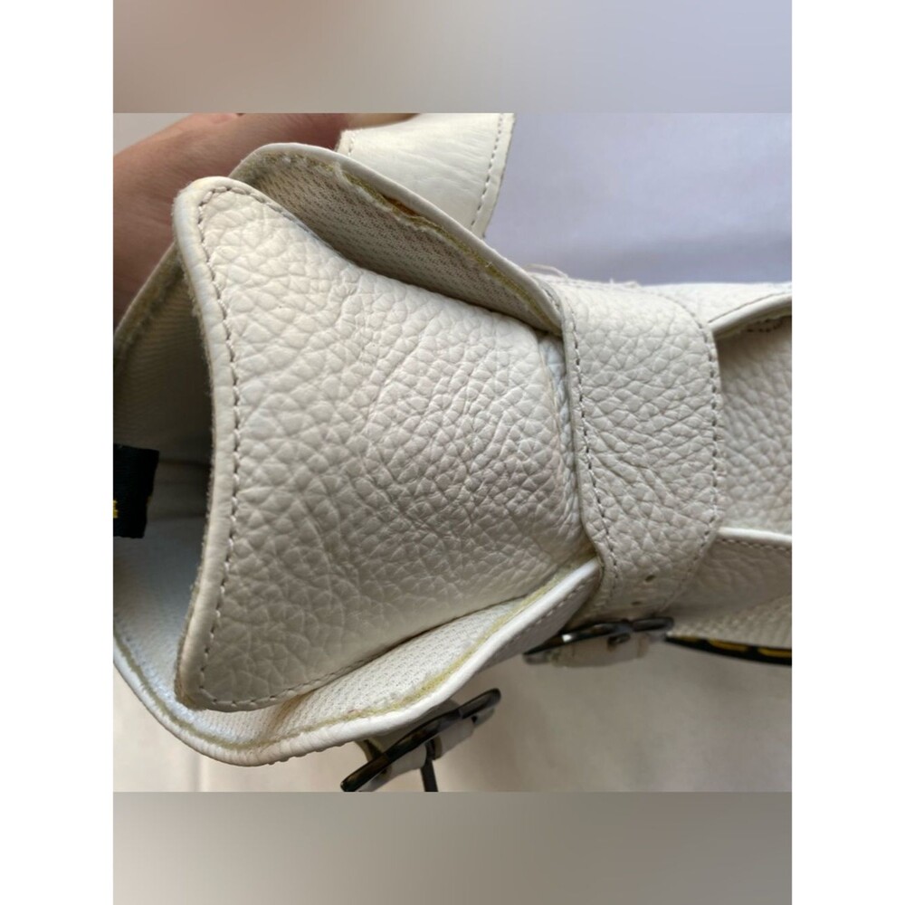 Dr. Martens White Devon Flower Buckle Leather Platform Boots Size UK 7/ US 9 - Picture 10 of 13
